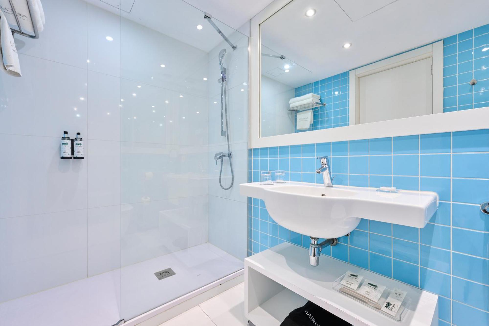Hotel Catalonia Avinyo 3*