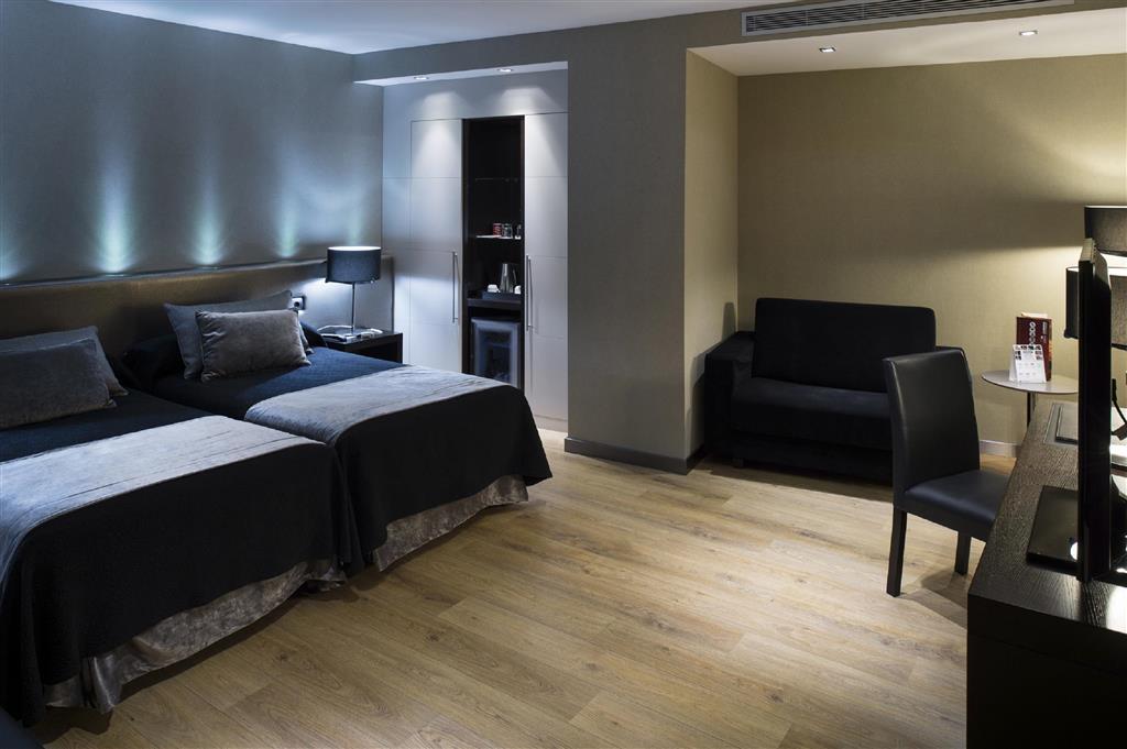 Catalonia Avinyo 3*