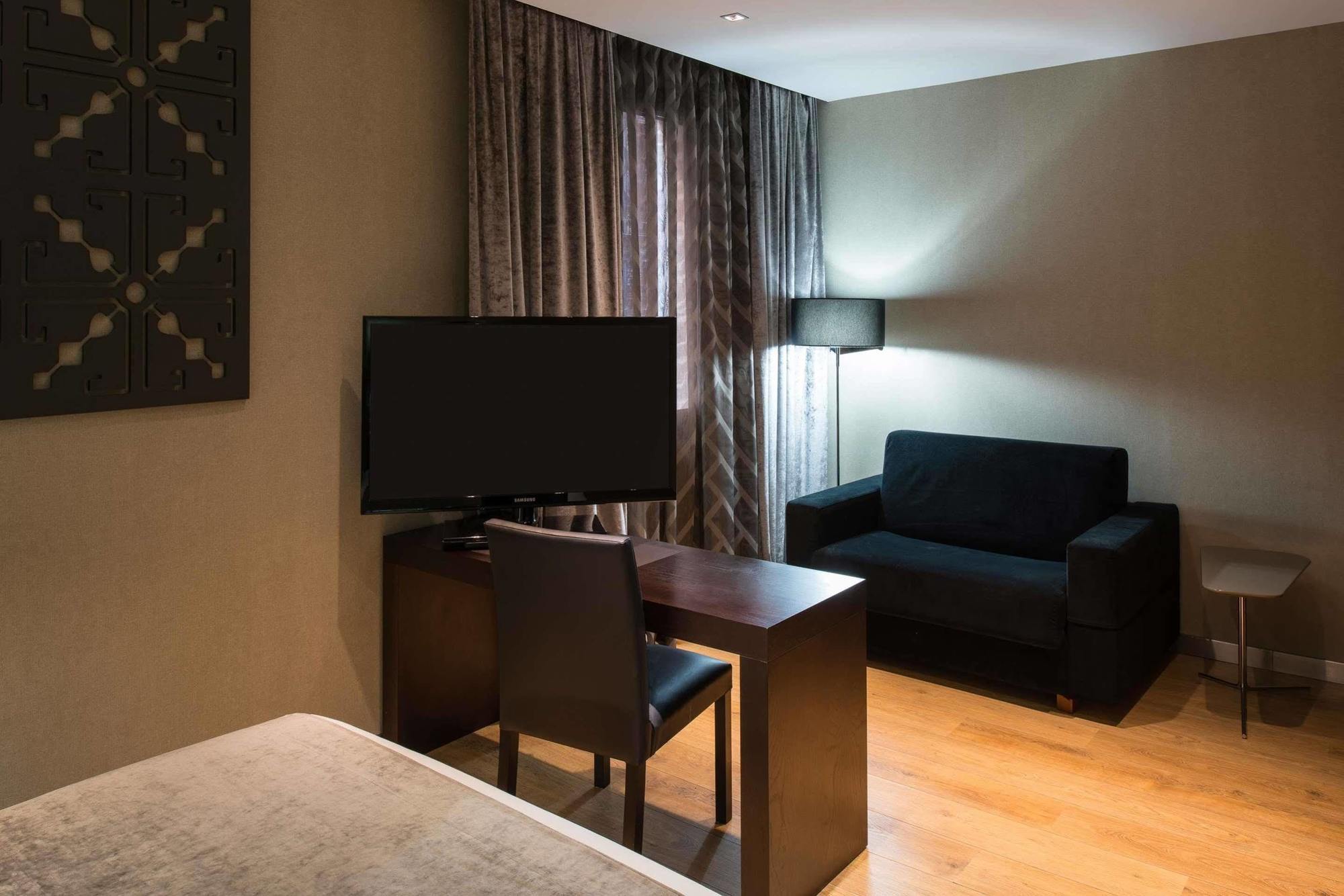 Hotel Catalonia Avinyo Barcelona