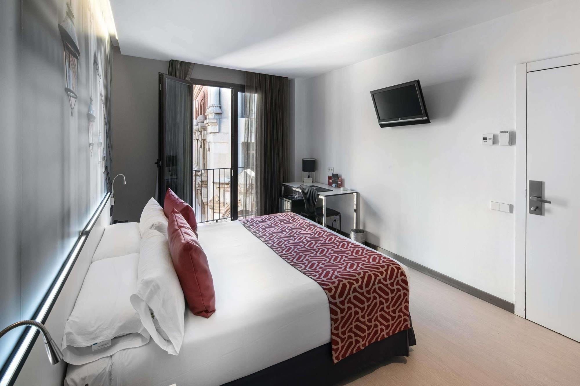 Catalonia Avinyo Hotel Barcelona